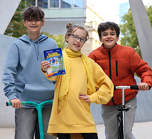 „Welttag des Buches“ in Puchheim – Kreatives Basteln, Vorlesen und Bunte Bühne